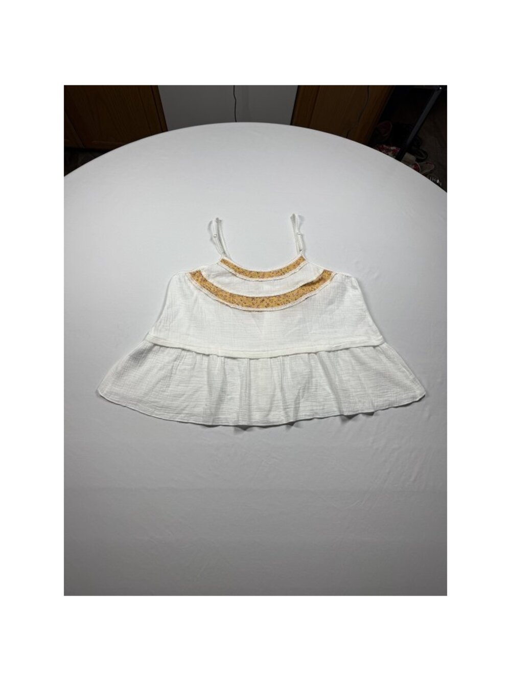 POL White Floral Lace Boho Spaghetti Strap Top L NWOT - Picture 3 of 8